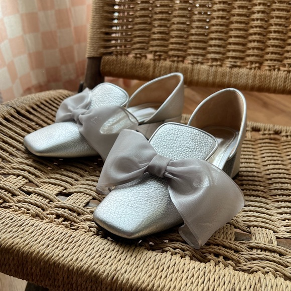 Maryam Nassir Zadeh Shoes - Suzanne Rae silver bow heels